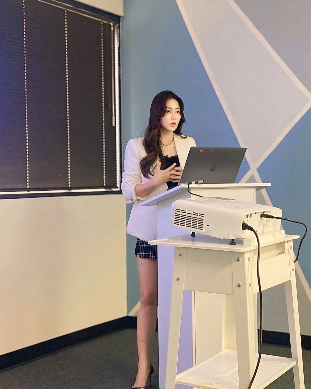 Nia Lin - End-to-End Excellence Presentation